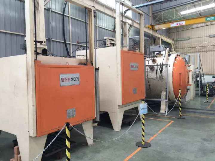 Heat treatment furnace at the OKSAN factory